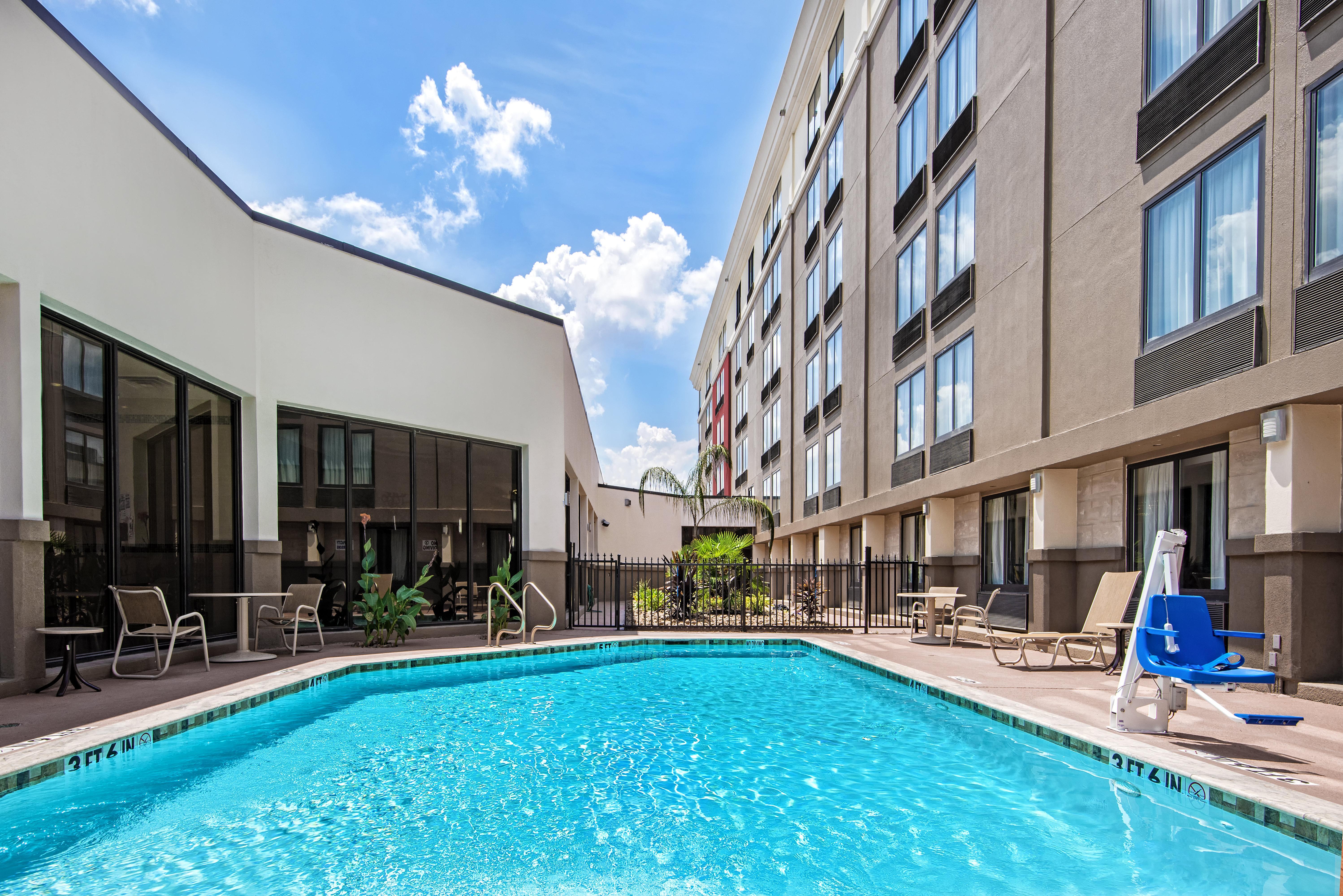 Holiday Inn Houston Sw-Near Sugar Land By Ihg Exterior photo